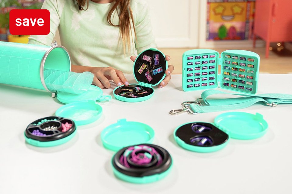 Save up to 25% on selected arts and crafts.