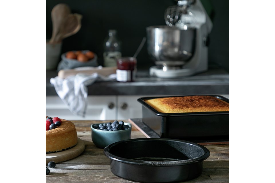 Bakeware. Perfect bakeware for light summer bakes and sunny‑day treats. Shop now.
