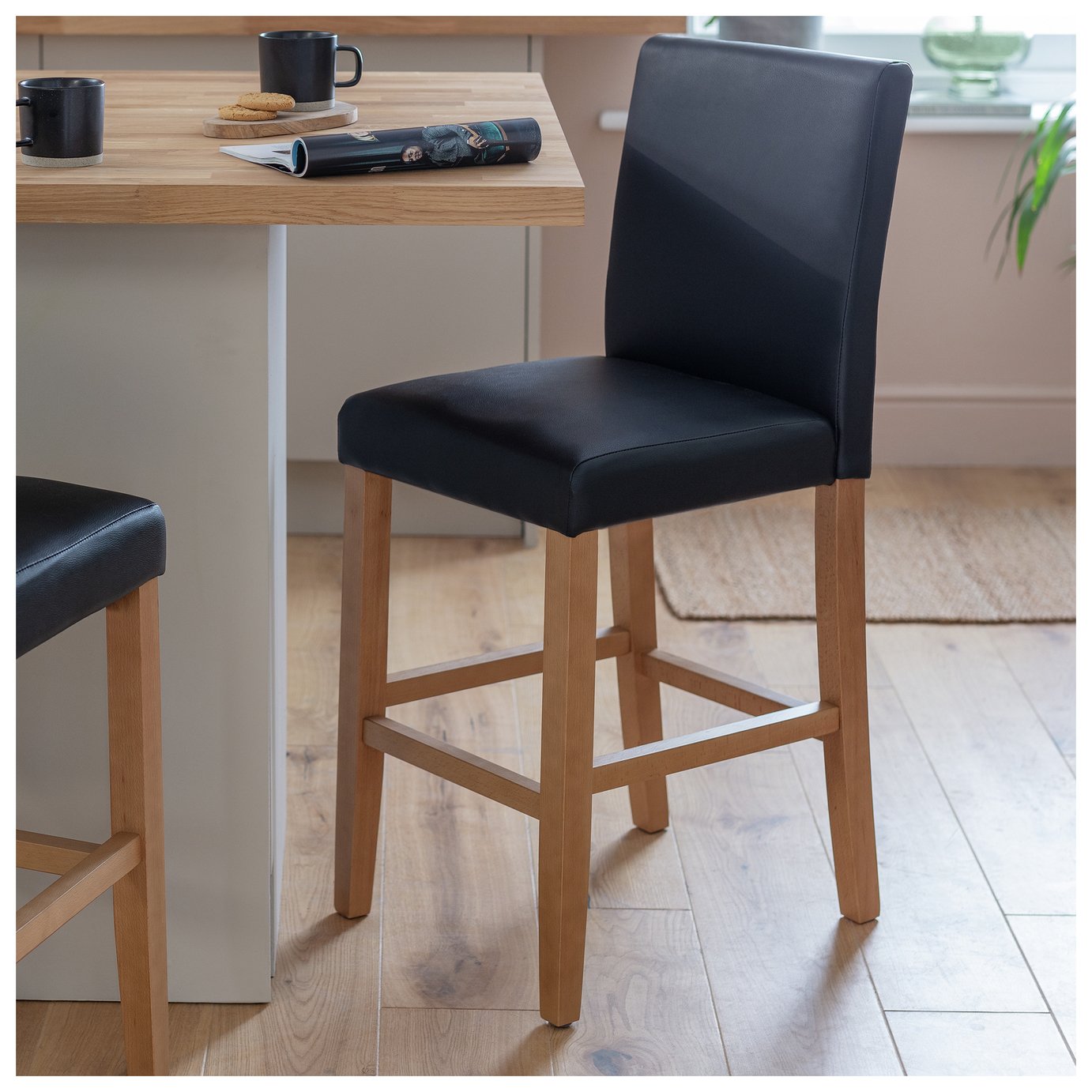 Argos Home Winslow Faux Leather Bar Stool - Black