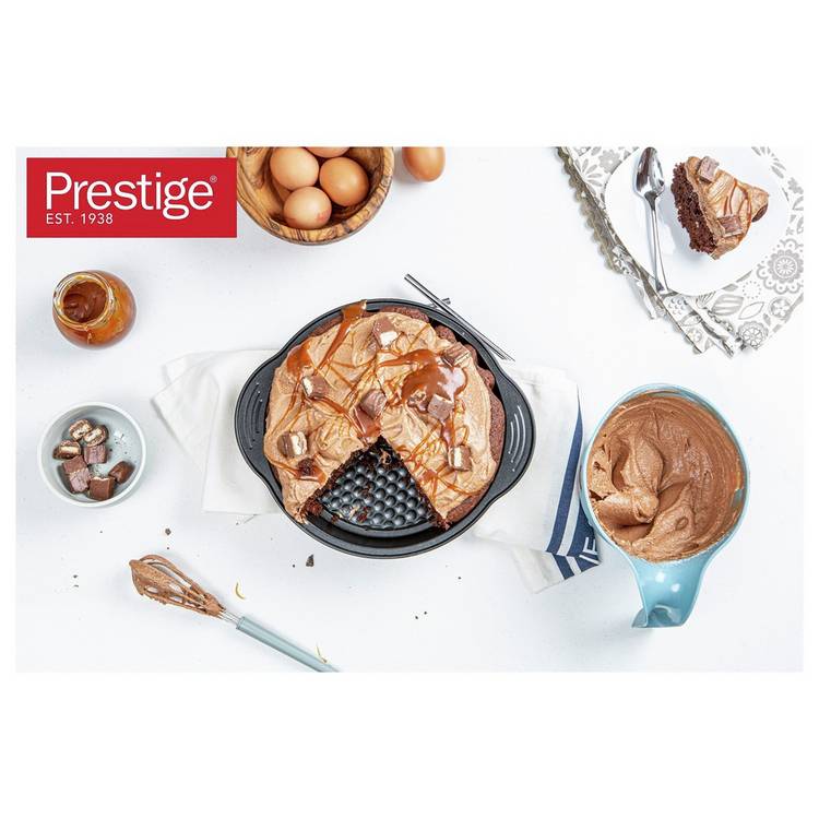 Prestige Aerolift 8Inch Carbon Steel Square Cake Tin 0