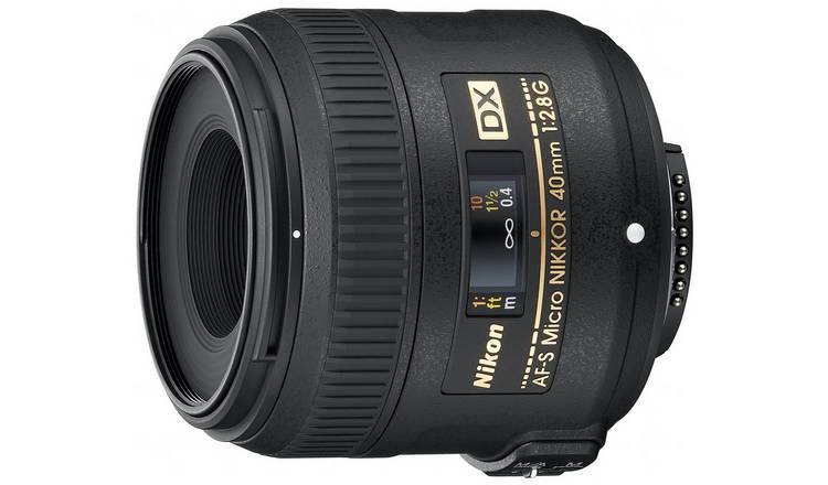 Nikon AF-S DX NIKKOR 40mm f/2.8G Macro Lens