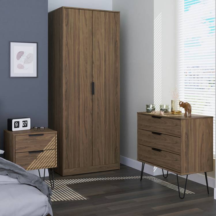 Verona 2 Drawer Bedside Table - Walnut Effect 0