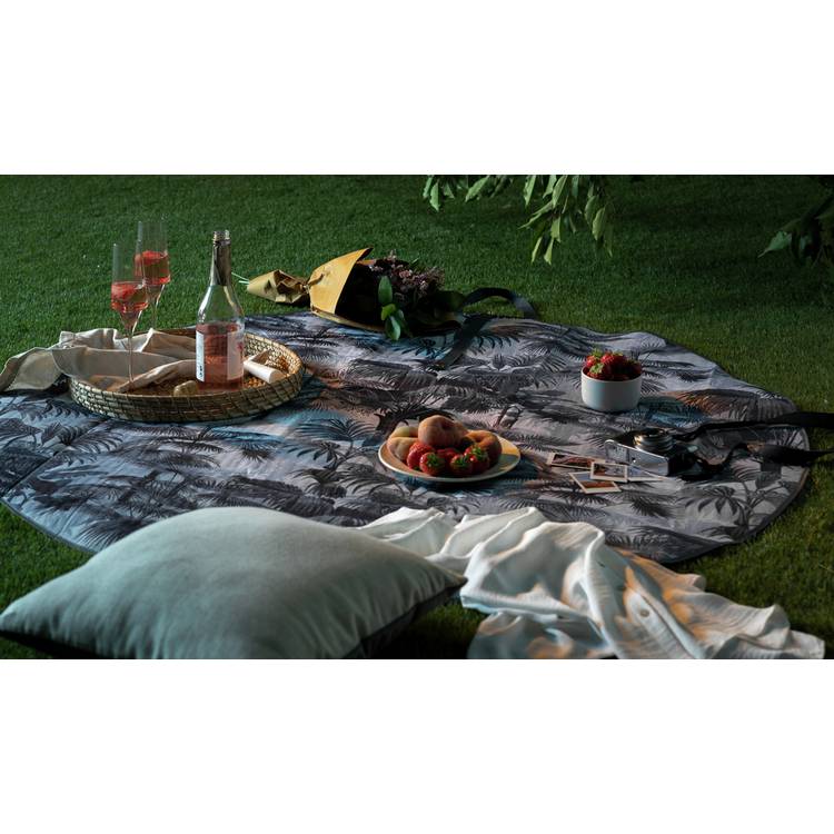 Habitat Palm Print Round Picnic Blanket 0