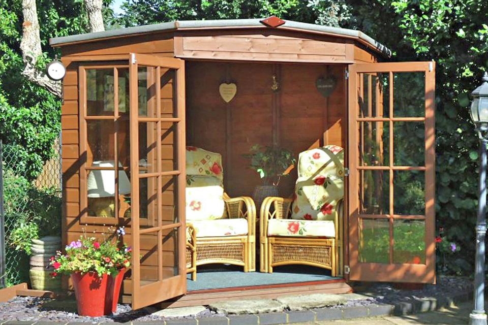 Summer House Furniture Ideas