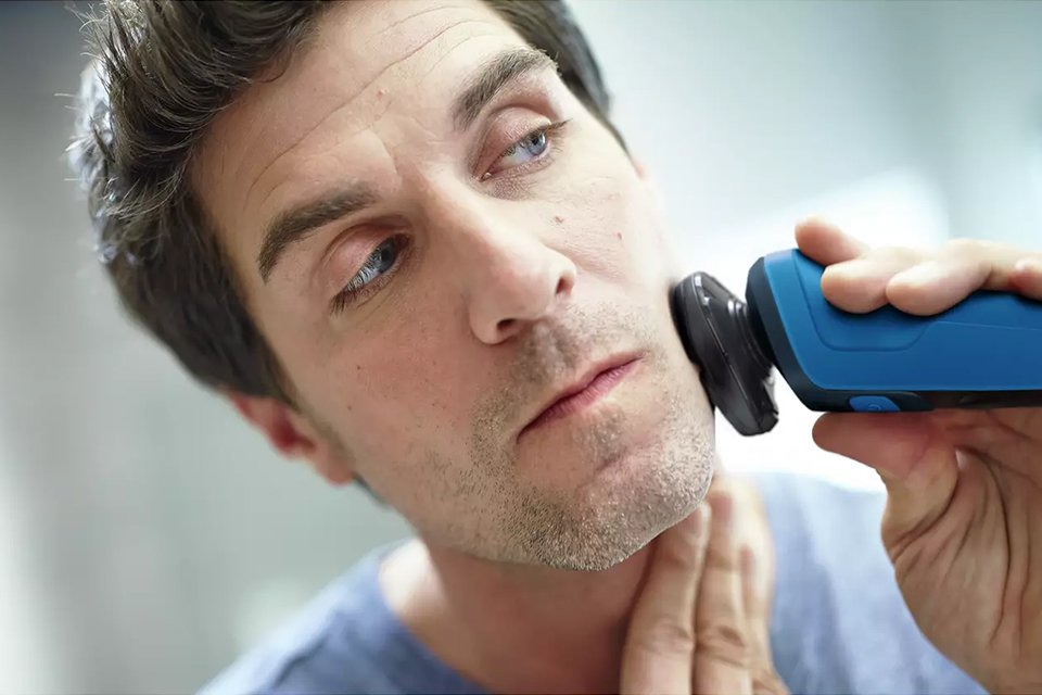 Shaving & grooming. Barbershop-quality shaving, just for him.