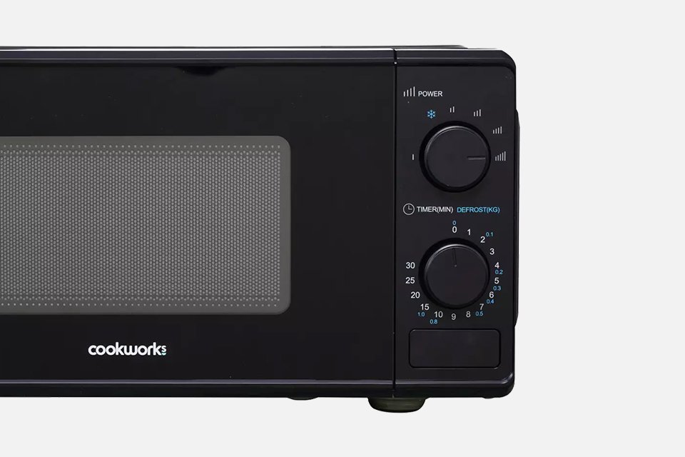 Cookworks 700W Manual Microwave in black colour. 