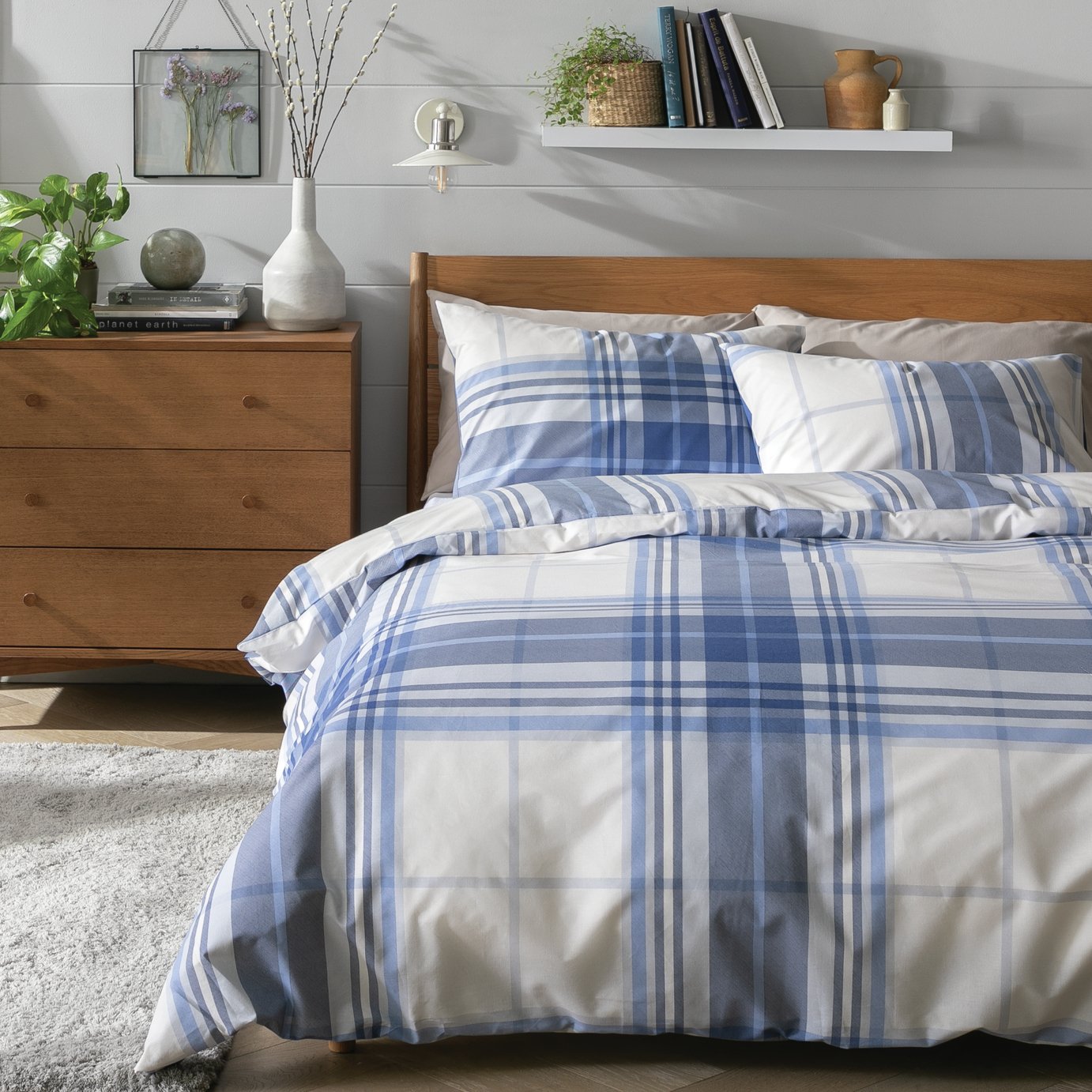 Argos Home Printed Check Blue & White Bedding Set - Double