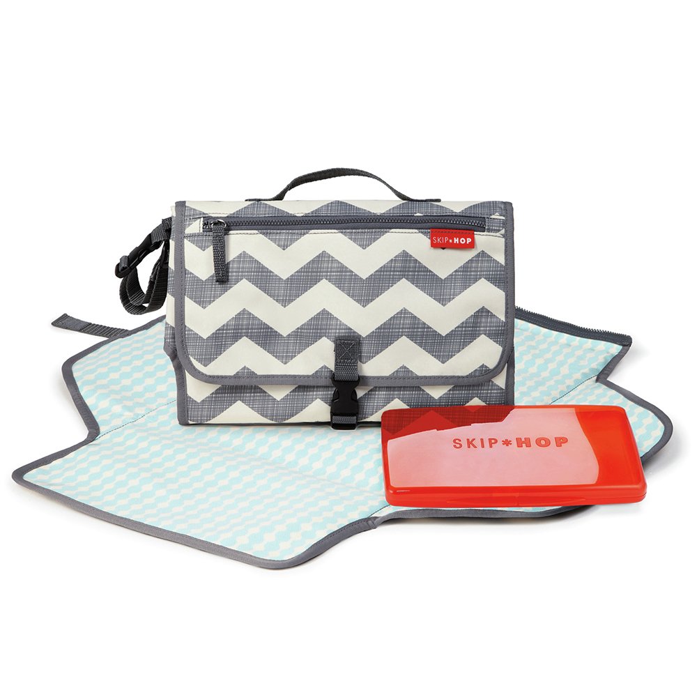 Skip Hop Pronto Signature Changing Station - Chevron