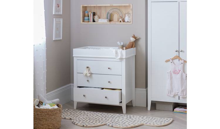 White chest store of drawers nursery