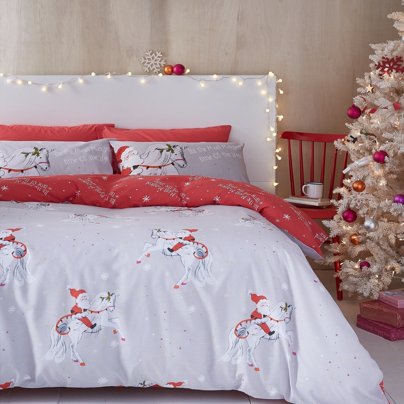 Catherine Lansfield Christmas Unicorn Bedding Set - Single