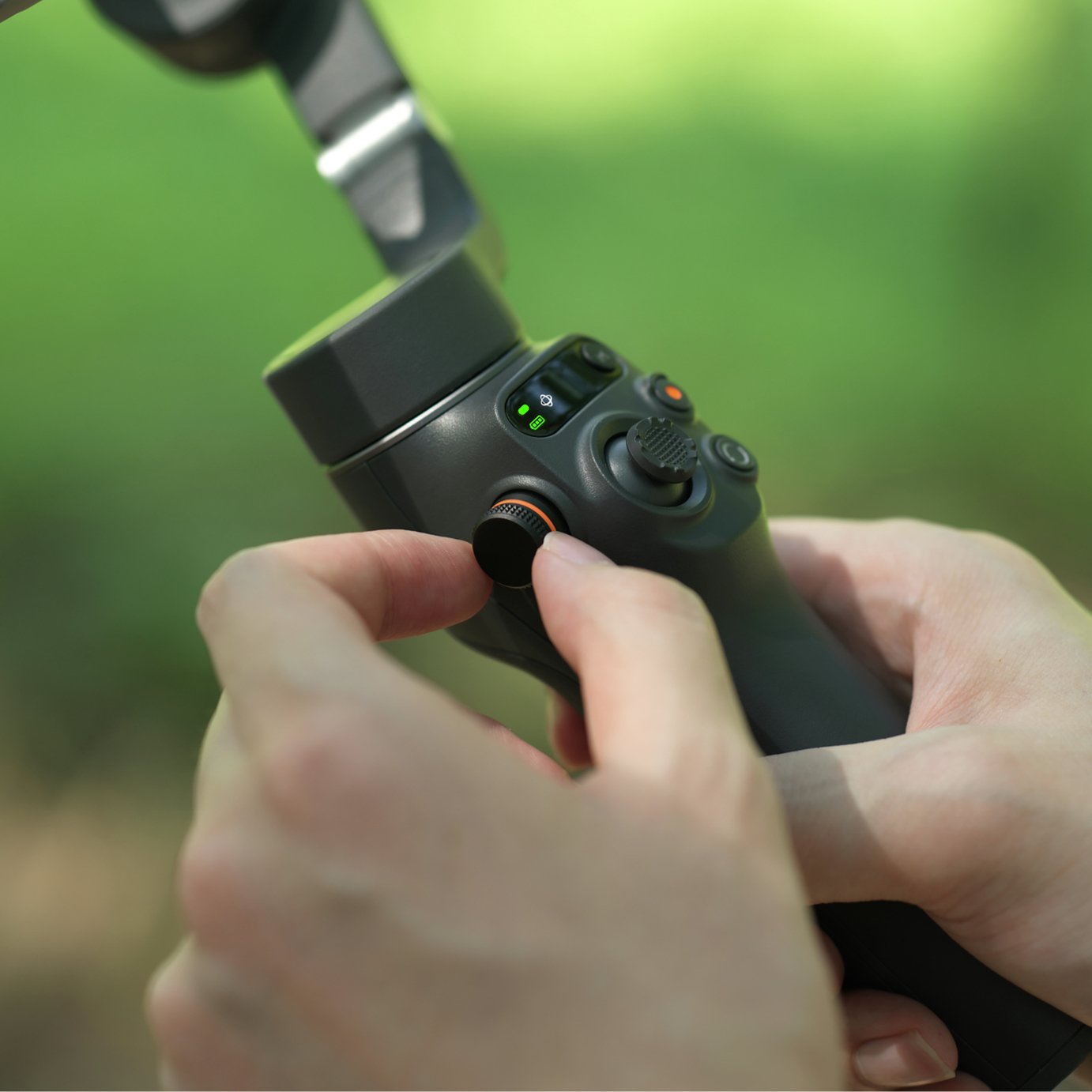 DJI Osmo Mobile kopen? | - Voor 23.59u, morgen in huis