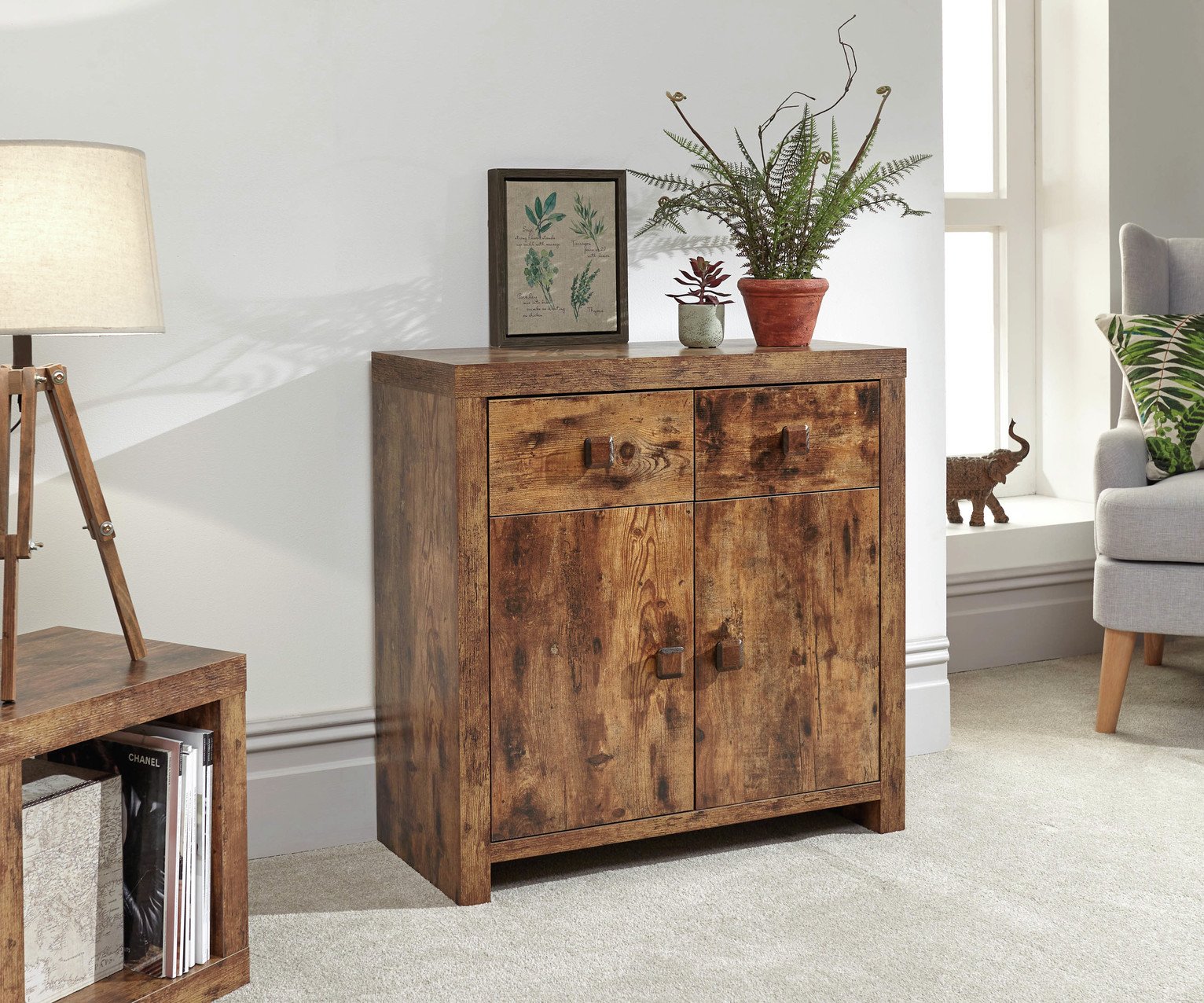 GFW Jakarta 2 Door 2 Drawer Sideboard - Oak