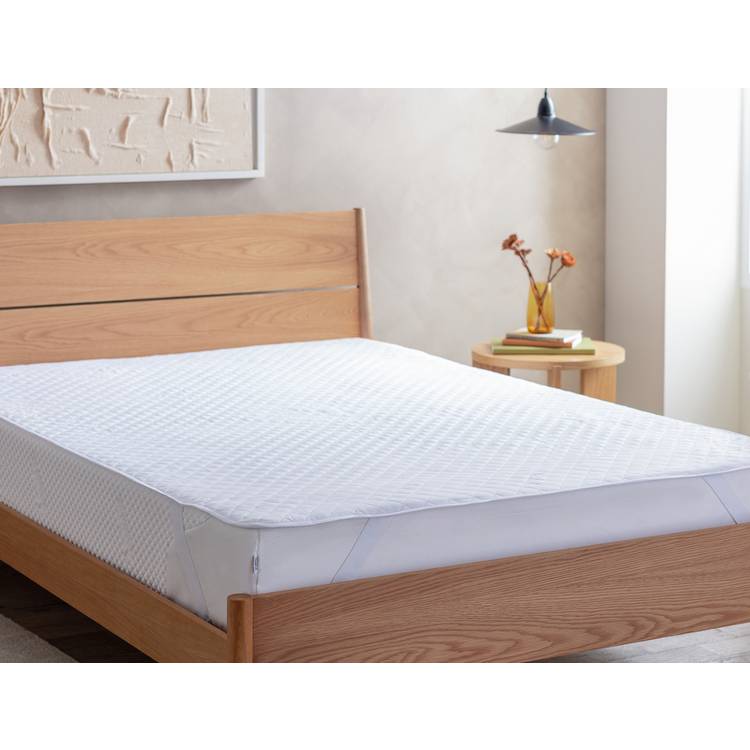 Habitat Anti-Allergy Mattress Protector - Single 0