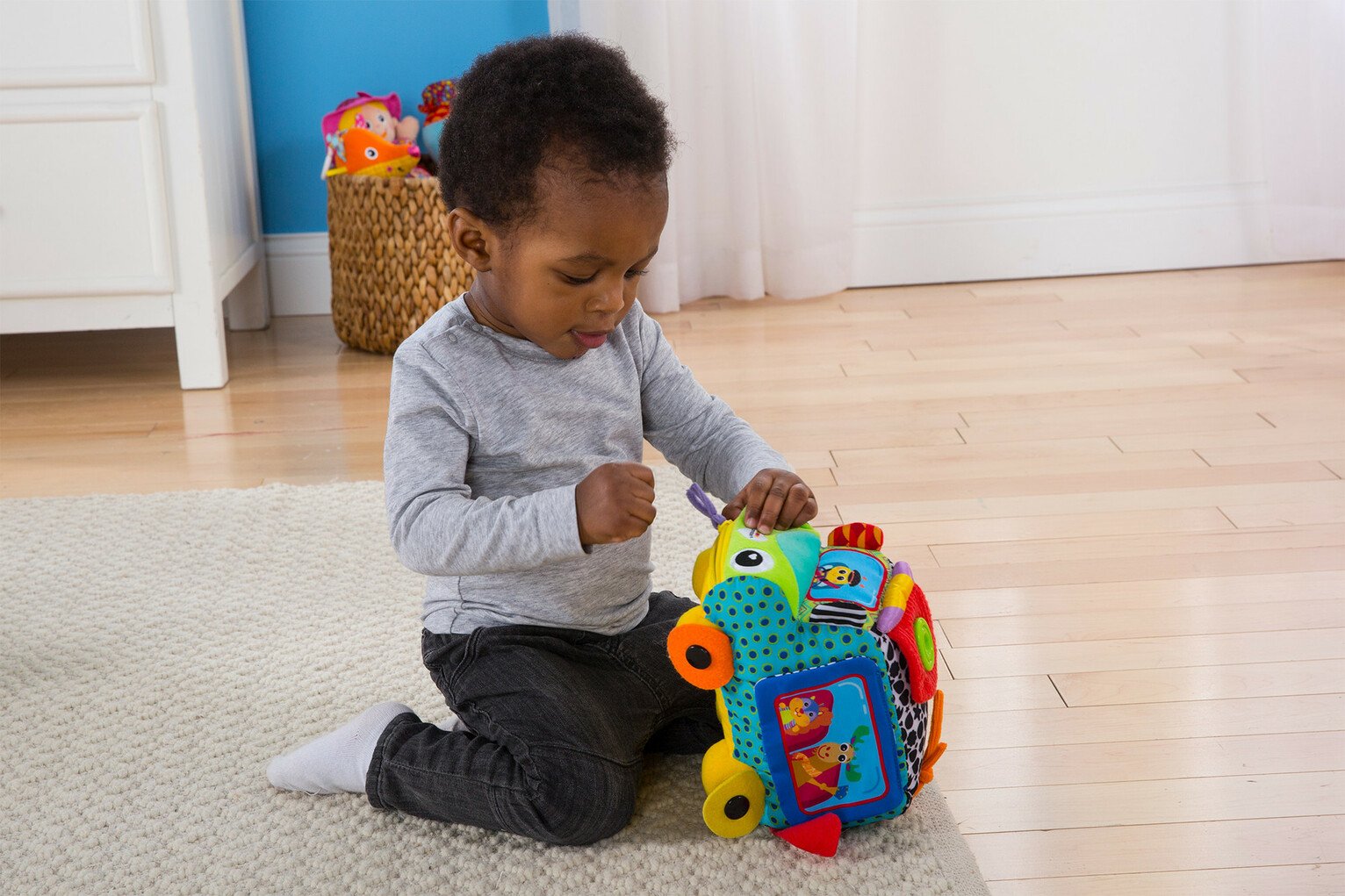 Lamaze Freddies Activity Bus Review