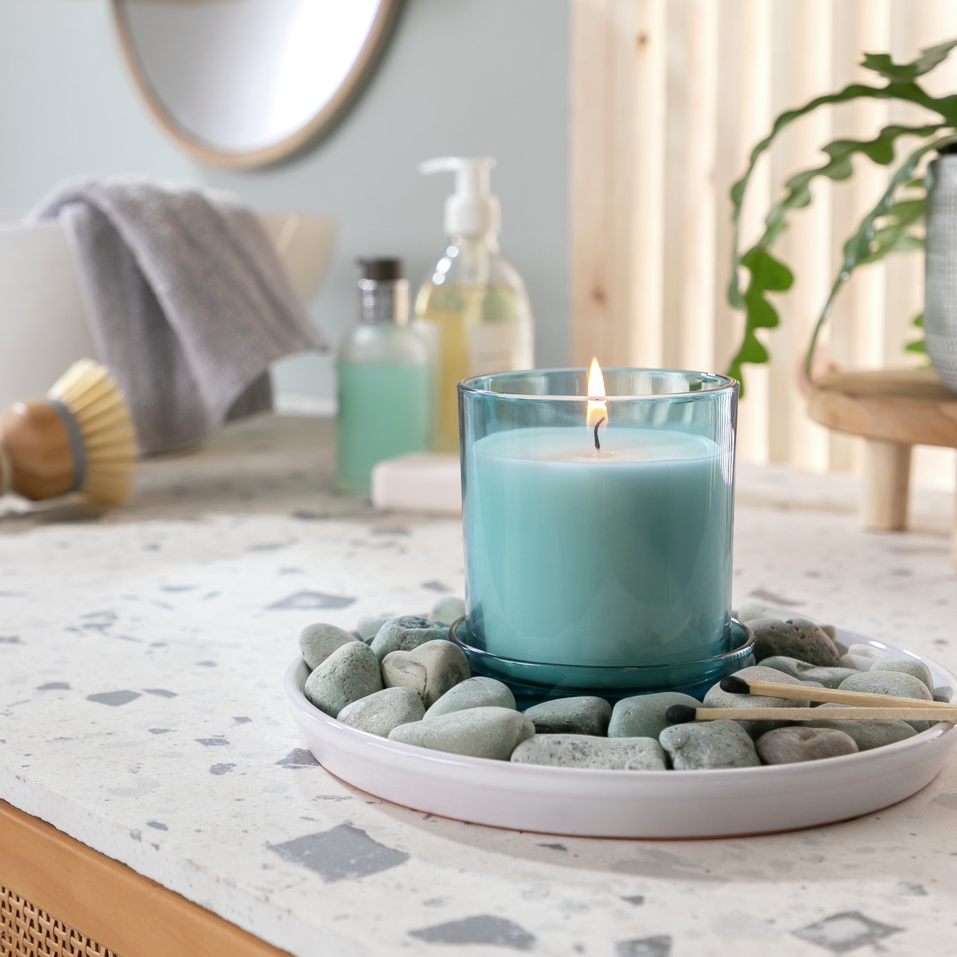 Habitat Small Candle - Wild Seasalt & Driftwood