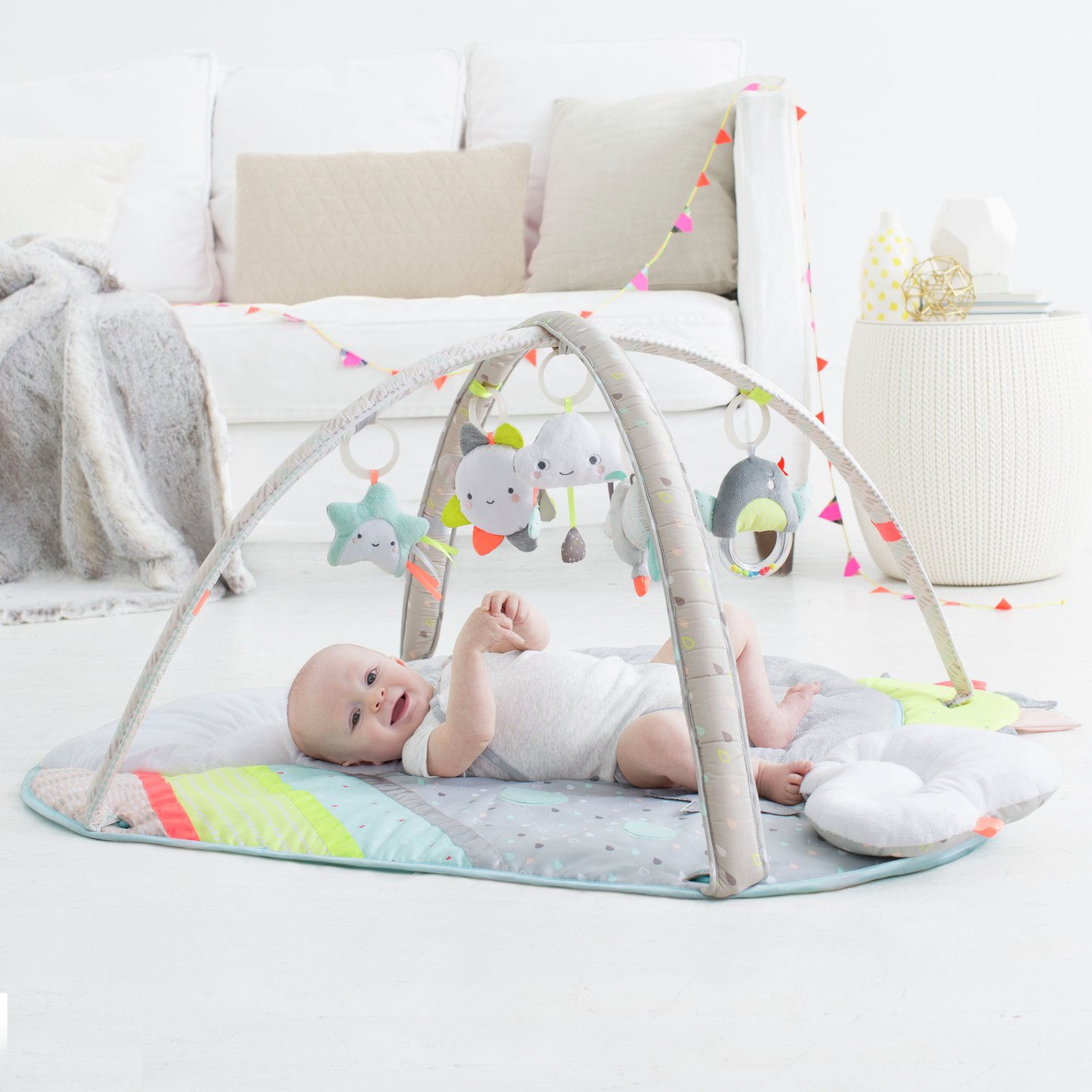Skip Hop Silver Lining Activity Gym Review