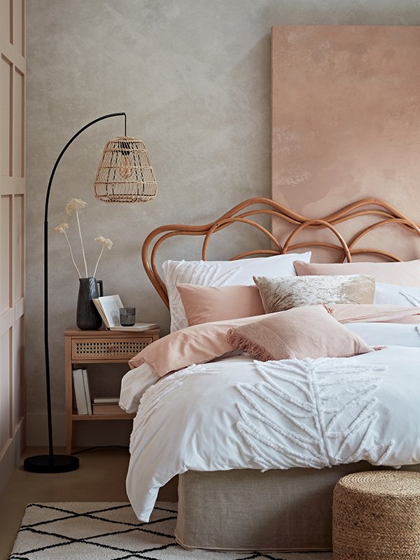 Rustic pink bedroom.