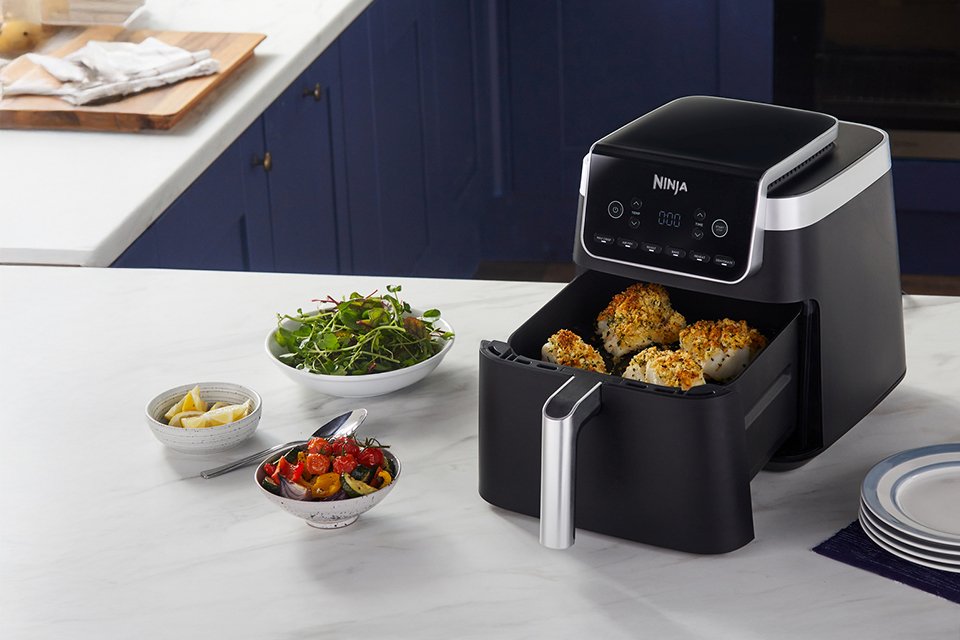 Seize the sale. Save on selected small kitchen appliances. including brands like Ninja, Russell Hobbs & De'Longhi.