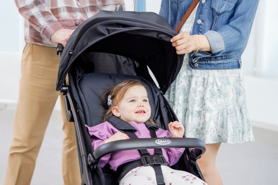 Save up to a 1/3 on strollers, car seats & baby feeding in our summer sale.