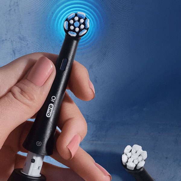Refresh your smile with our electric toothbrush heads.