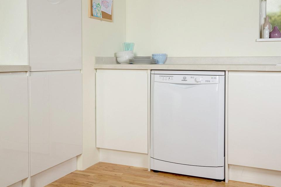 Buying a new dishwasher Best dishwashers Argos