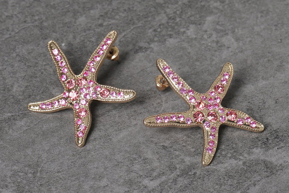 Holiday jewellery. Discover all holiday jewellery favourites in one place.