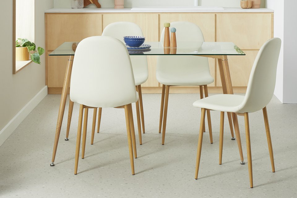 Habitat Beni Glass 4 Seater Dining Table - Natural.