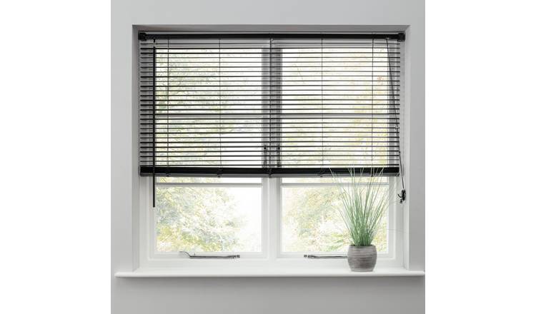 Argos Home Plastic Jet Black Venetian Blind - 90cm