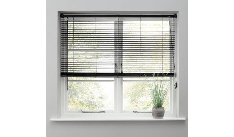 Argos Home Plastic Jet Black Venetian Blind - 180cm