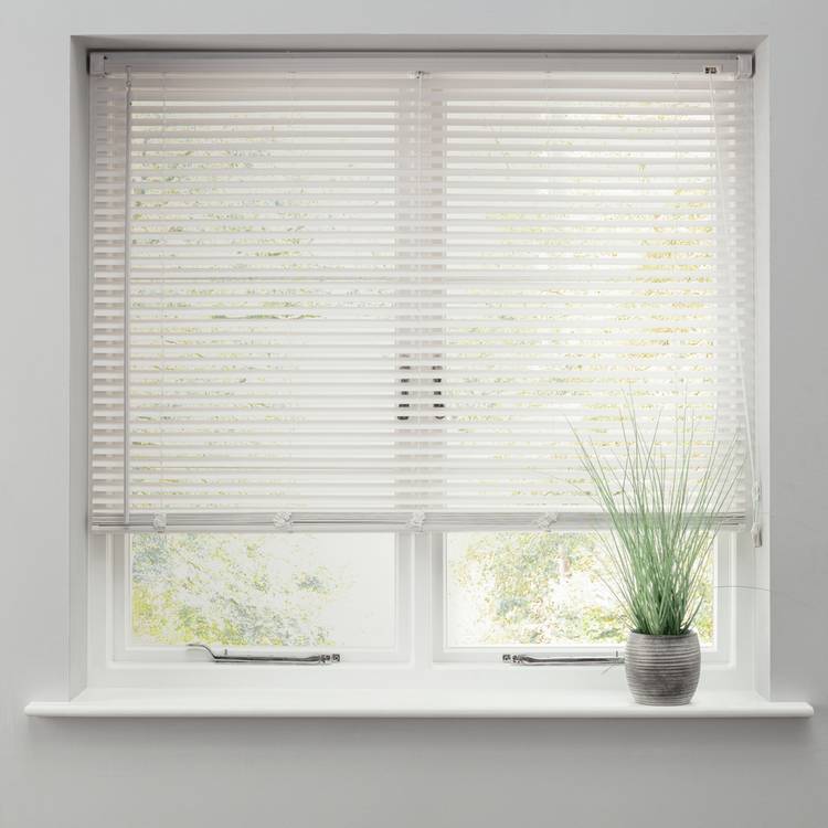 Argos Home Plastic Super White Venetian Blind - 180cm 0