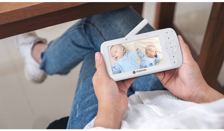 Motorola wifi baby hot sale monitor 2 cameras