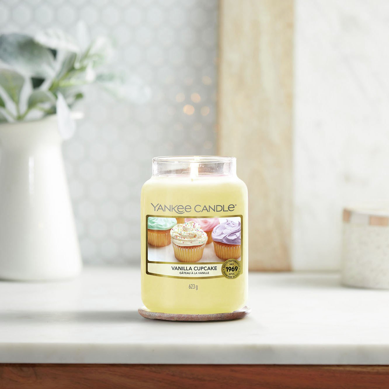 Yankee Candle Large Jar Candle - Vanilla Cupcake