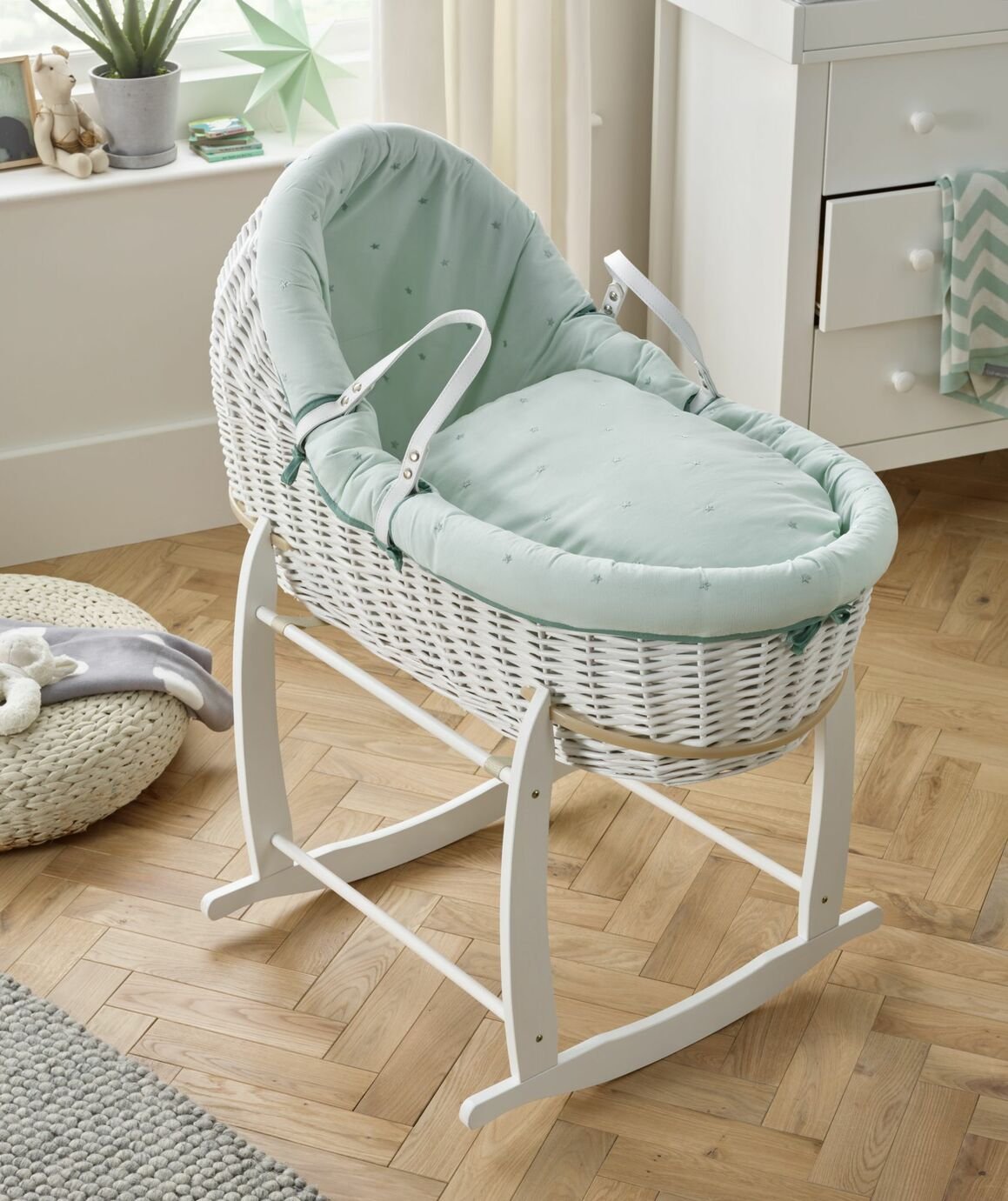 Clair de Lune Lullaby Stars Willow Bassinet Review