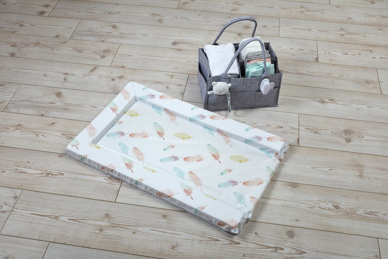 East Coast Nursery Feathers Changing Mat Review