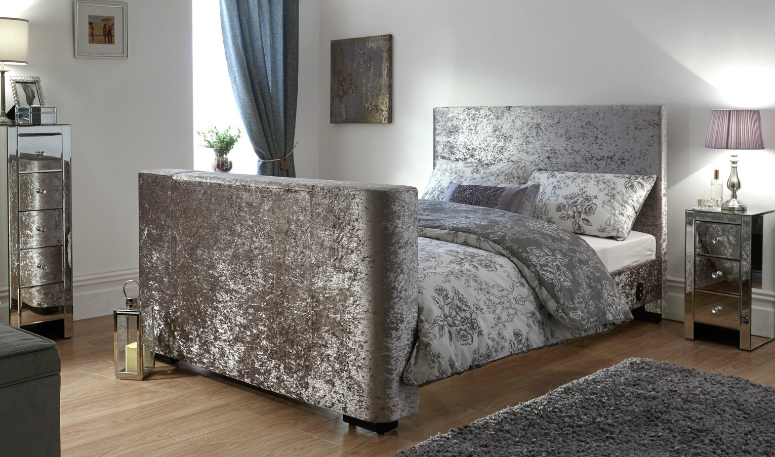 GFW Newark Crushed Velvet Kingsize TV Bed - Silver