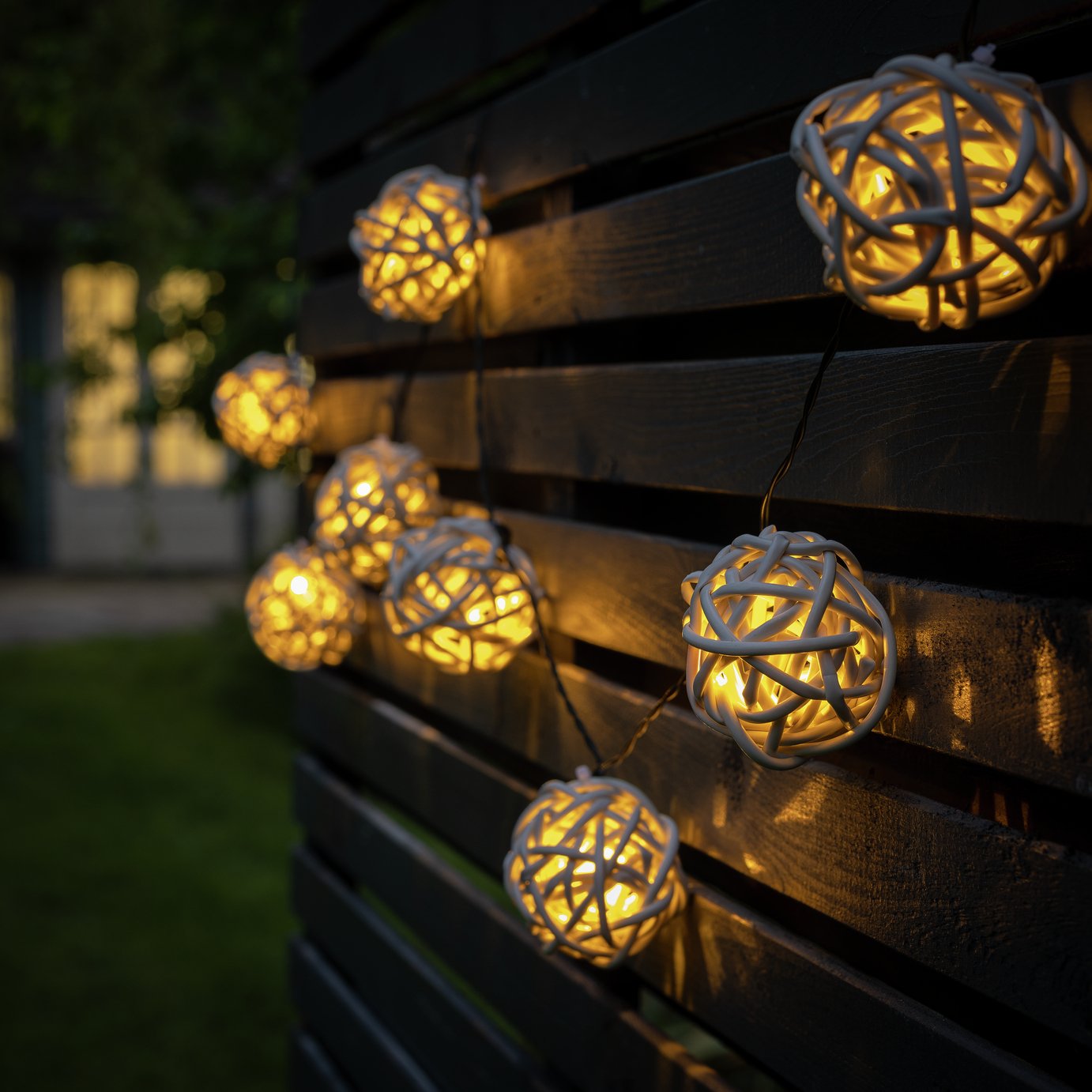 Garden by Sainsburys 10 Warm White Solar String Lights