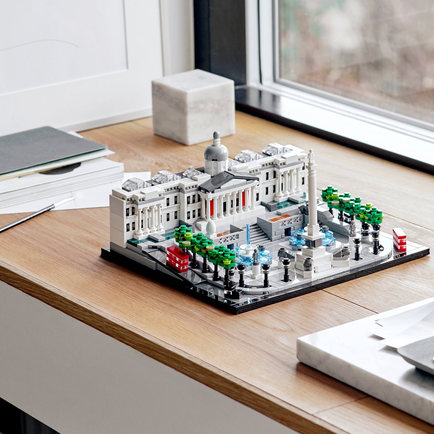 LEGO Architecture Trafalgar Square Review