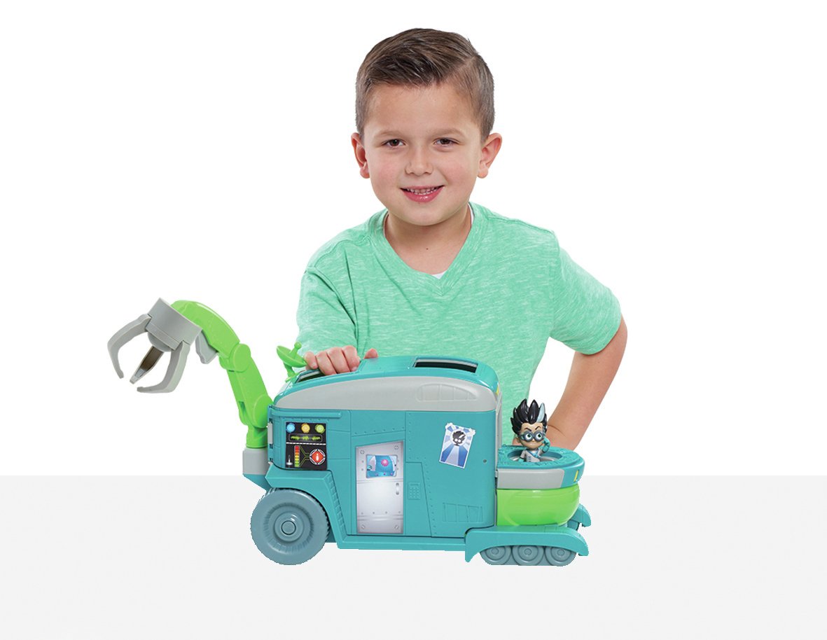 PJ Masks Romeo's Lab Playset Review