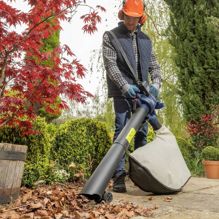Spear & Jackson Cordless 3-In-1 Leaf Blower and Vac - 36V 0