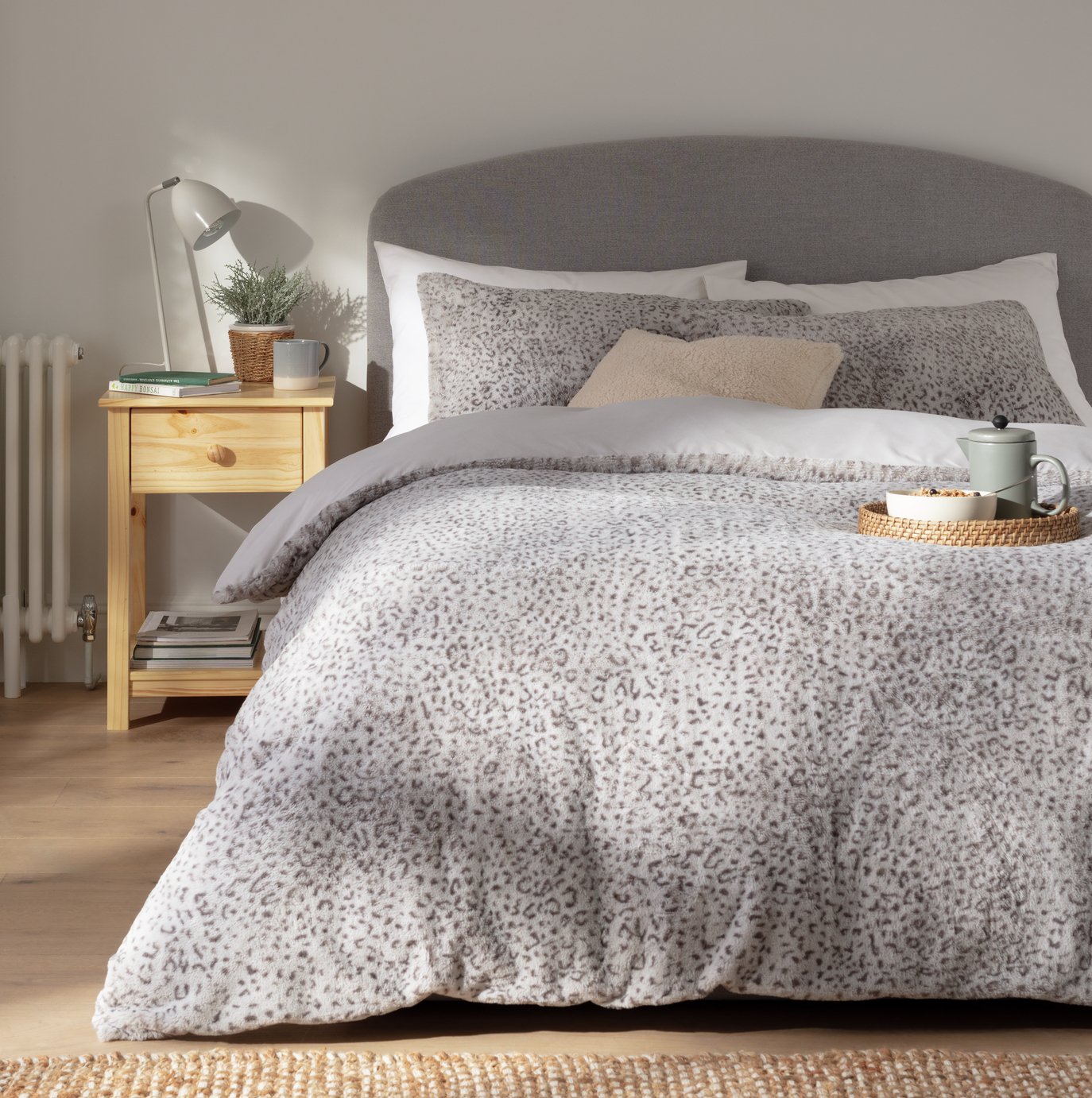 Argos Home Grey Faux Fur Bedding Set - Double