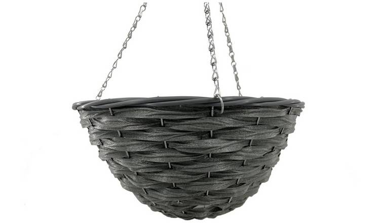 Wicker hanging deals baskets