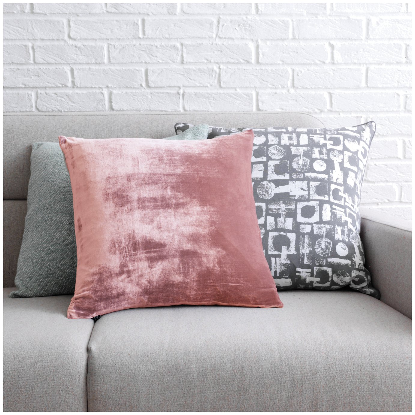 Habitat Regency Cushion Review