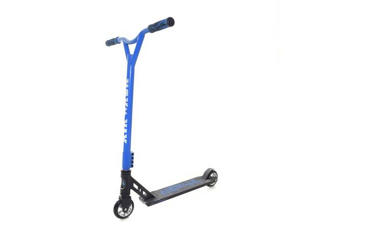 Argos two on sale wheel scooter