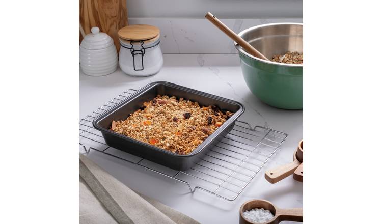 8 (20cm) Square Pan With Lid - Shop