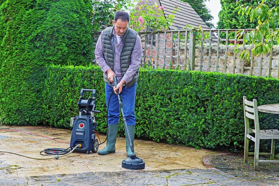 How to jet wash a patio Argos