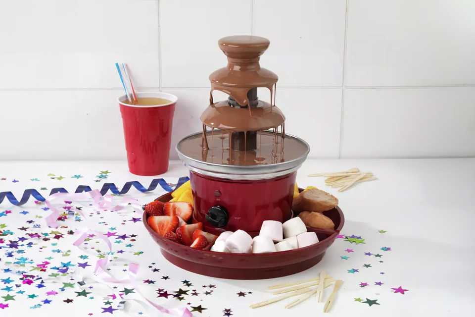 American Originals chocolate fountain with tray.