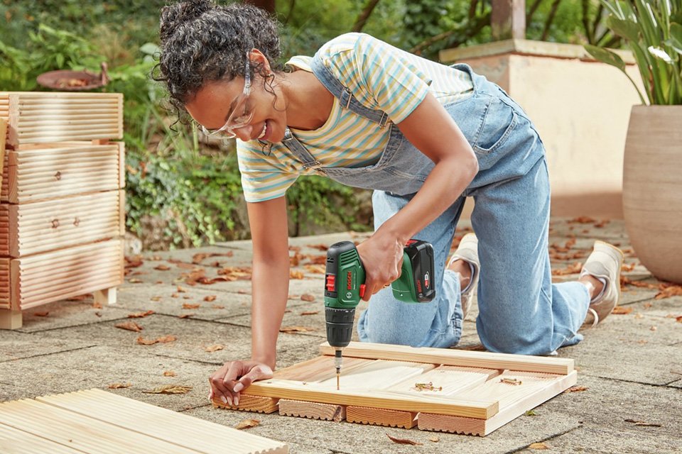 Save up to 1/3 on selected DIY and garden power.