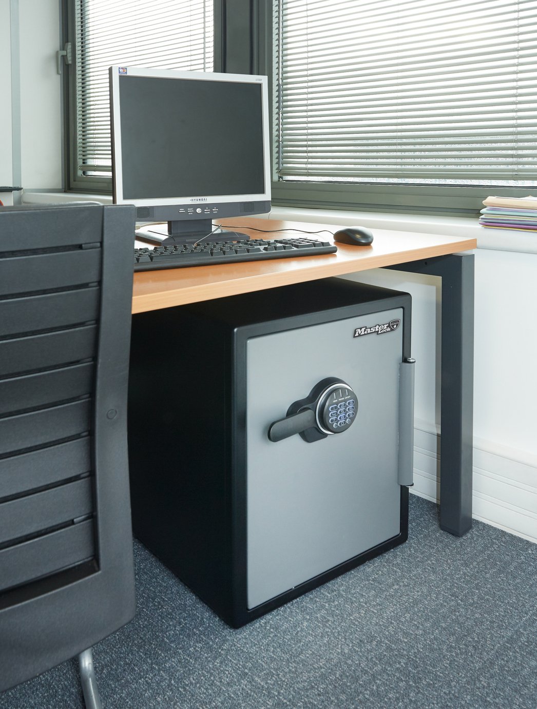 Master Lock XXL Digital Fire Resistant & Waterproof Safe Reviews