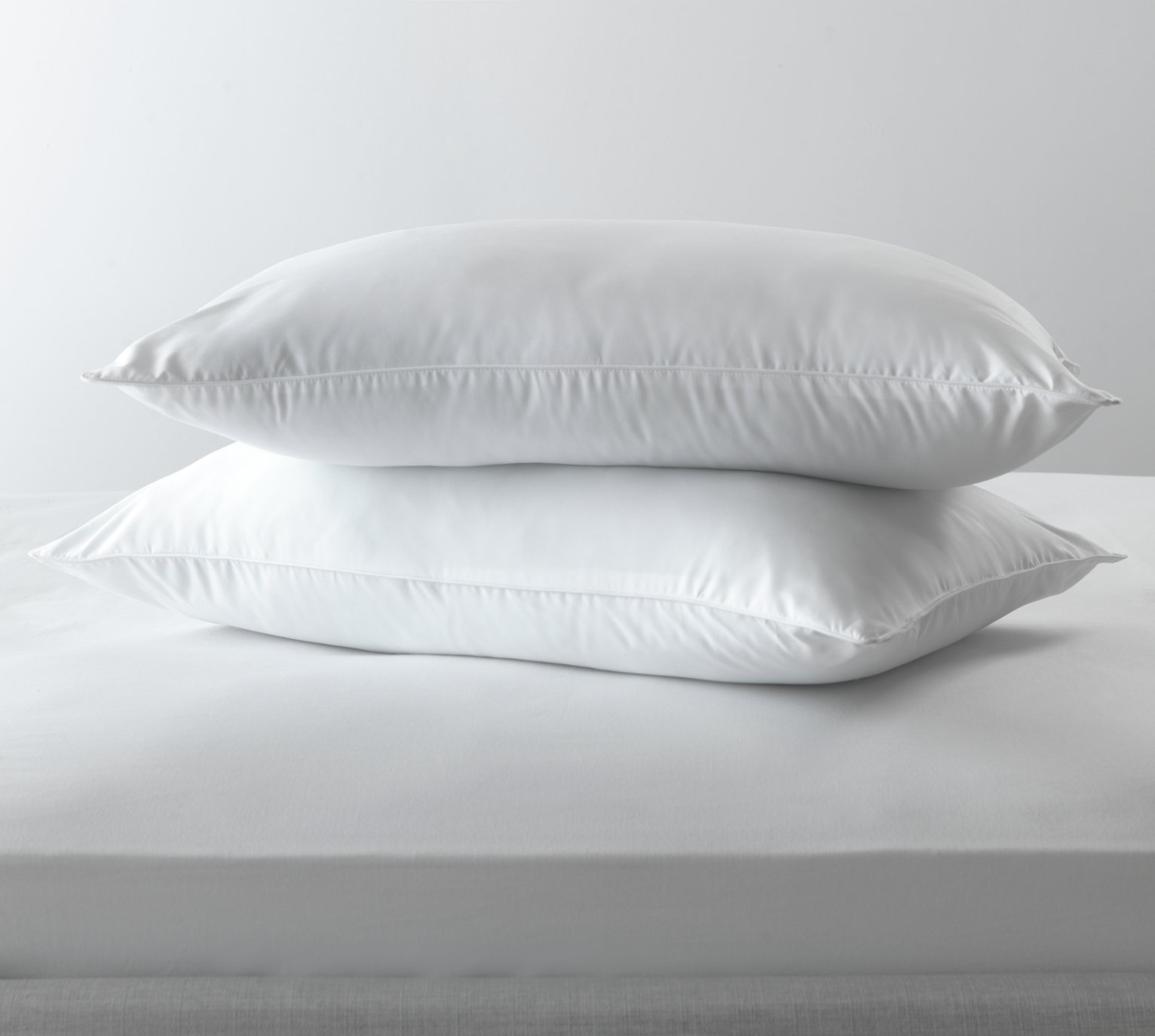 Argos Home Stain Resistant Medium Pillow Review