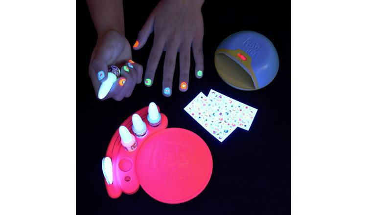 Glam shop glow nails